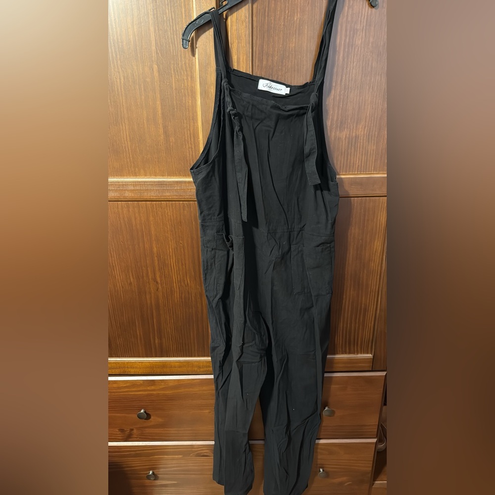 Black Sleeveless Jumpsuit with Pockets